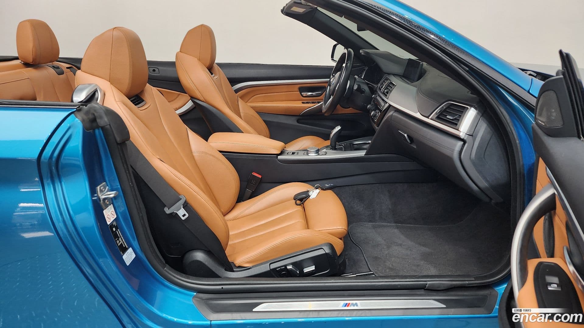 Main__Slider__Photo:4-Series BMW 2020.6-10