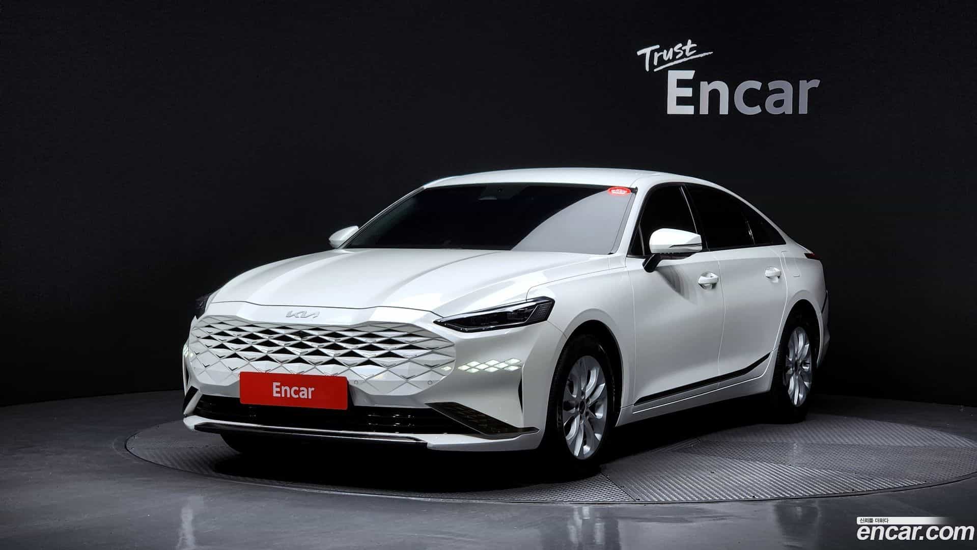 K8 Kia 2022.1-OUTER-001