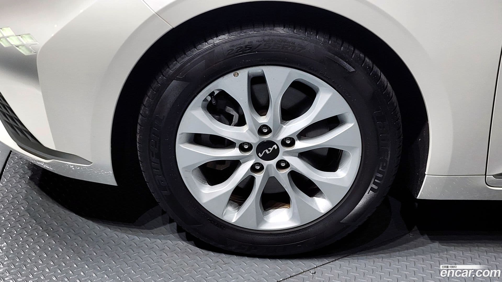 Main__Slider__Photo:K8 Kia 2022.1-4