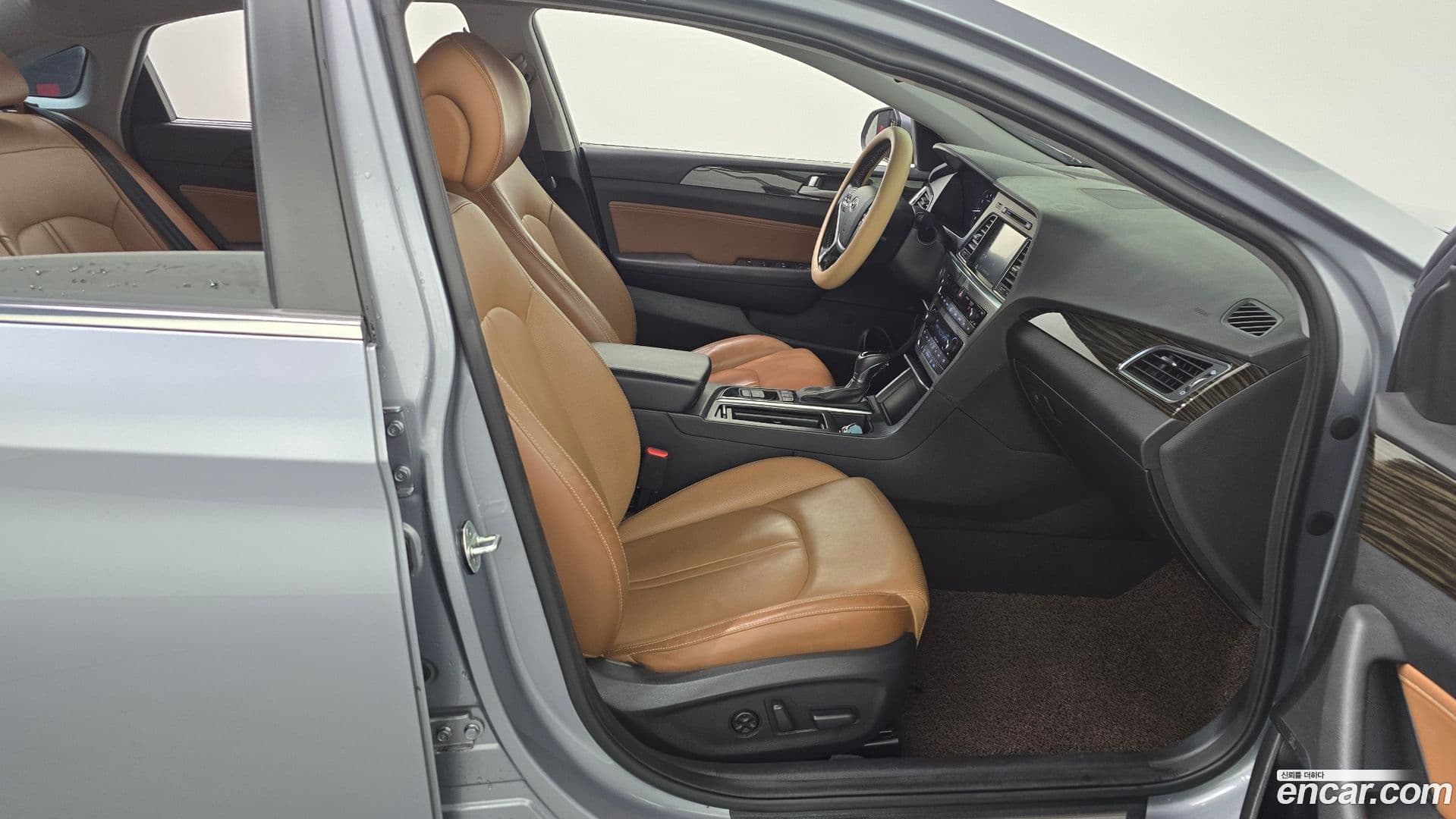 Main__Slider__Photo:Sonata Hyundai 2015.11-10