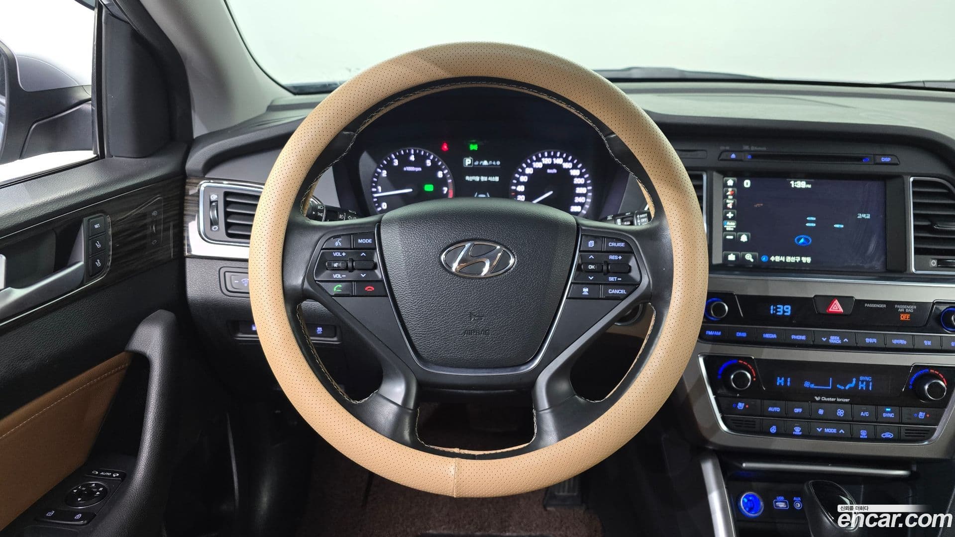 Main__Slider__Photo:Sonata Hyundai 2015.11-12
