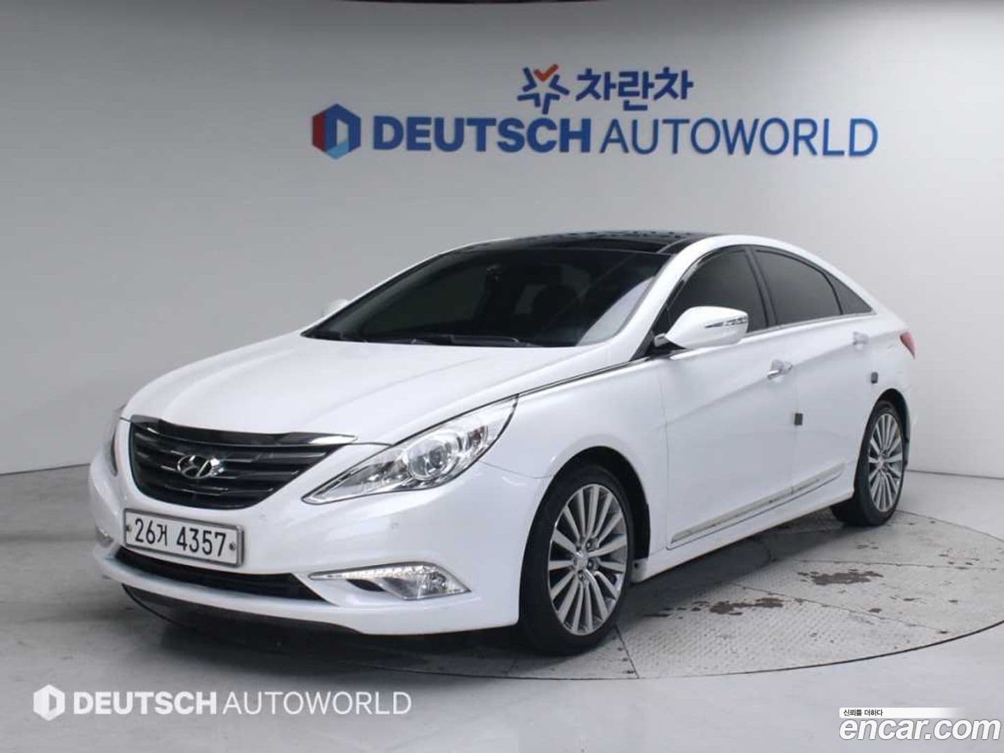 Main__Slider__Photo:Sonata Hyundai 2013.0-0