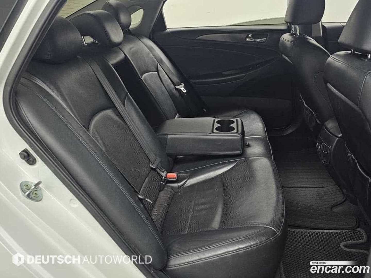 Main__Slider__Photo:Sonata Hyundai 2013.0-11