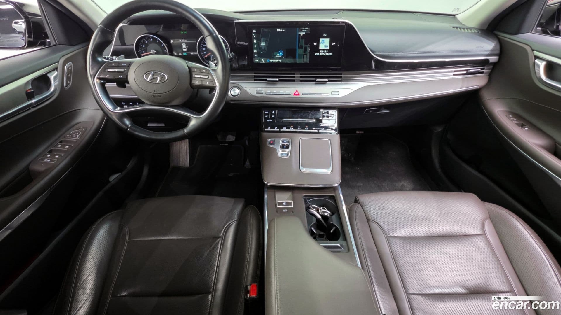 Main__Slider__Photo:Grandeur Hyundai 2020.6-6