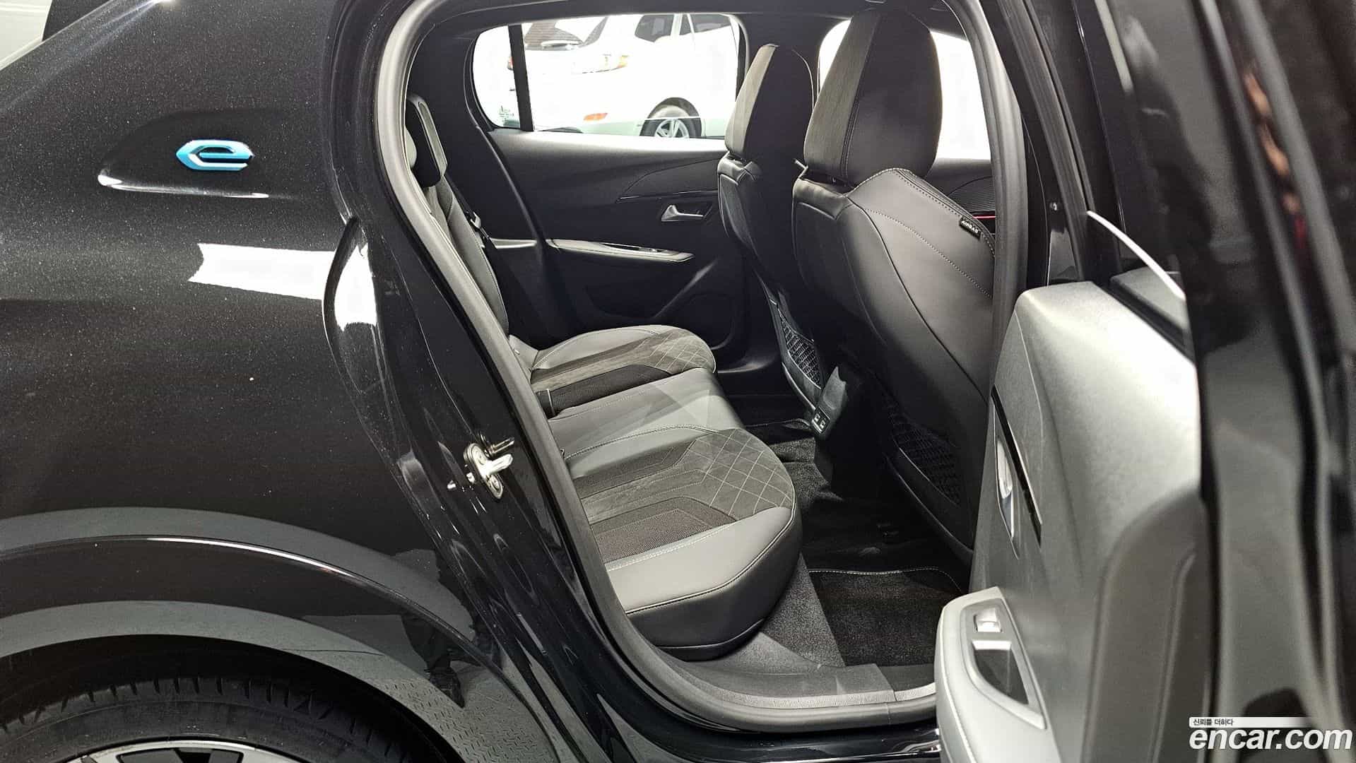 208 Peugeot 2023.5-OPTION-016