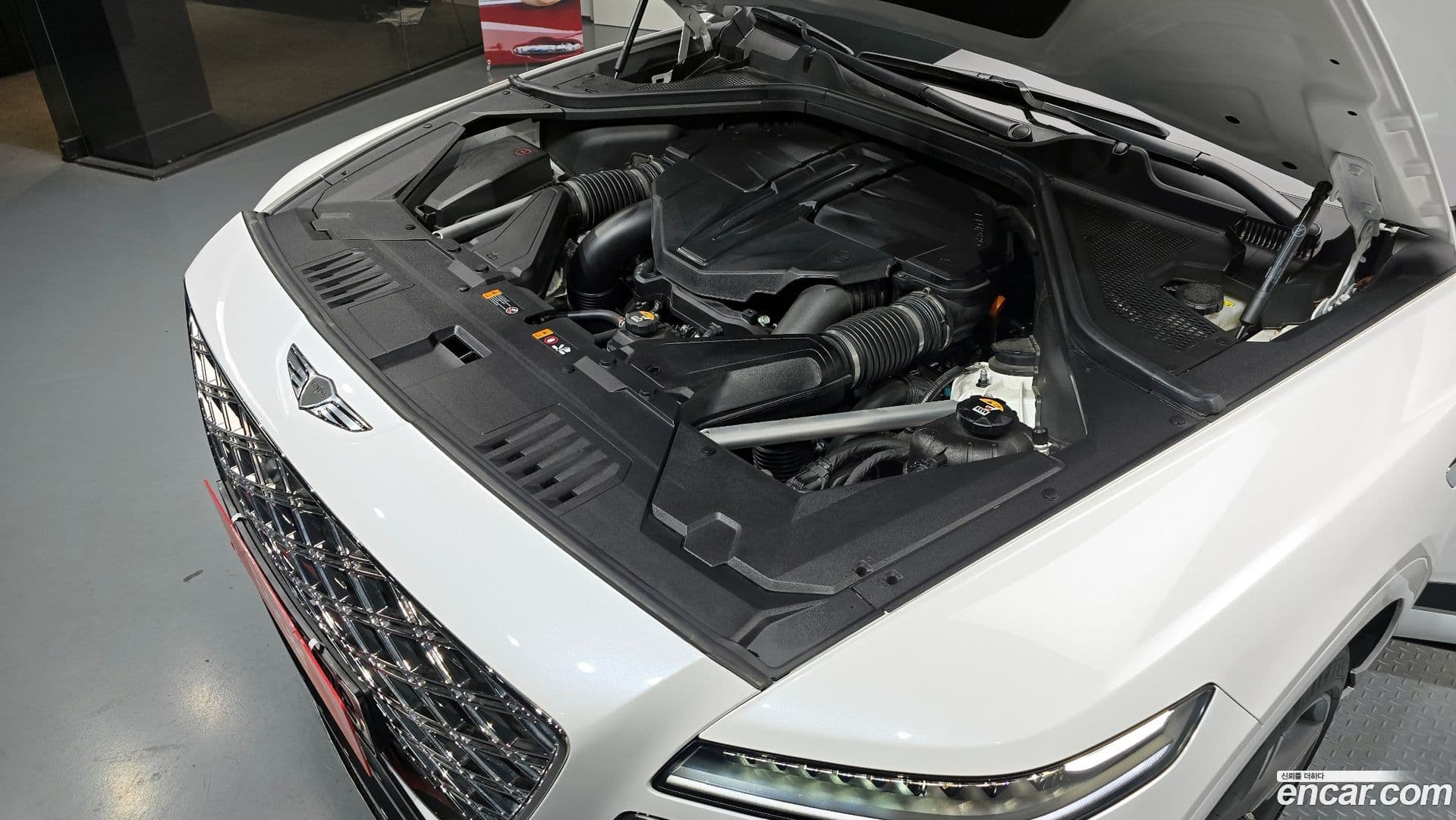 Main__Slider__Photo:GV80 Genesis 2024.1-5