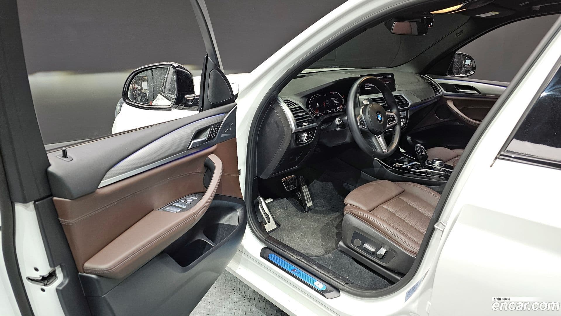 Main__Slider__Photo:X3 BMW 2021.8-9