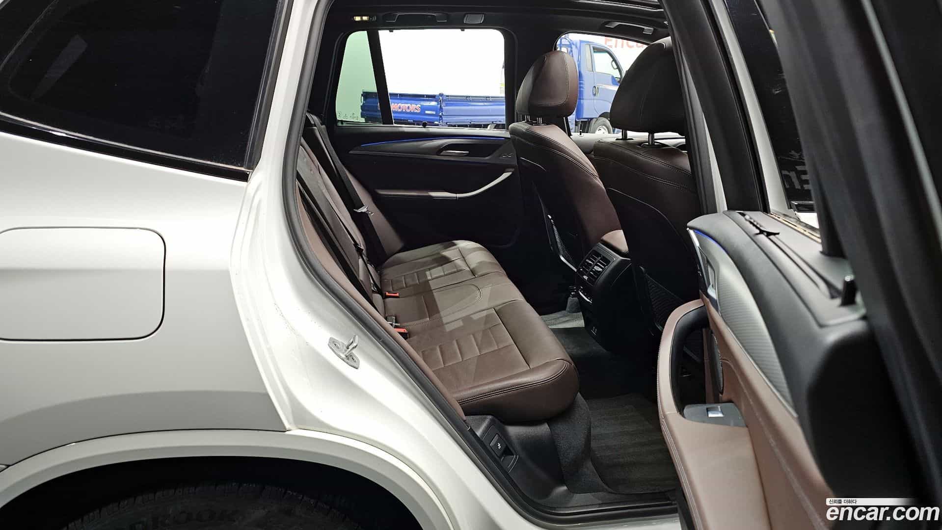 X3 BMW 2021.8-OPTION-016