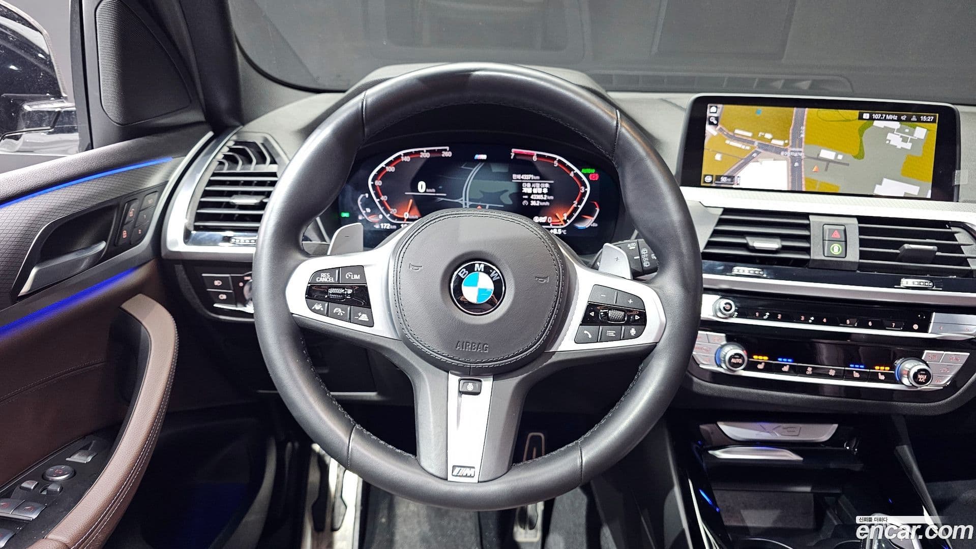 Main__Slider__Photo:X3 BMW 2021.8-12