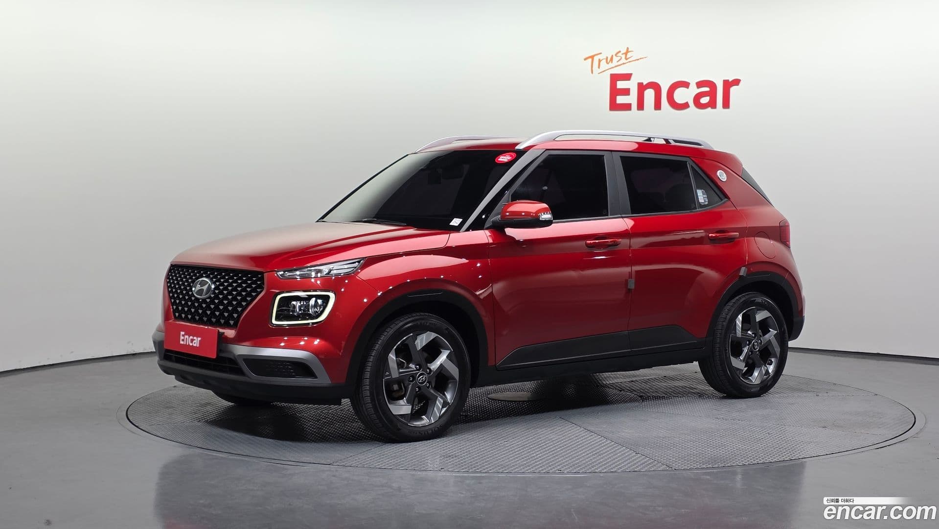 Main__Slider__Photo:Venue Hyundai 2020.3-0