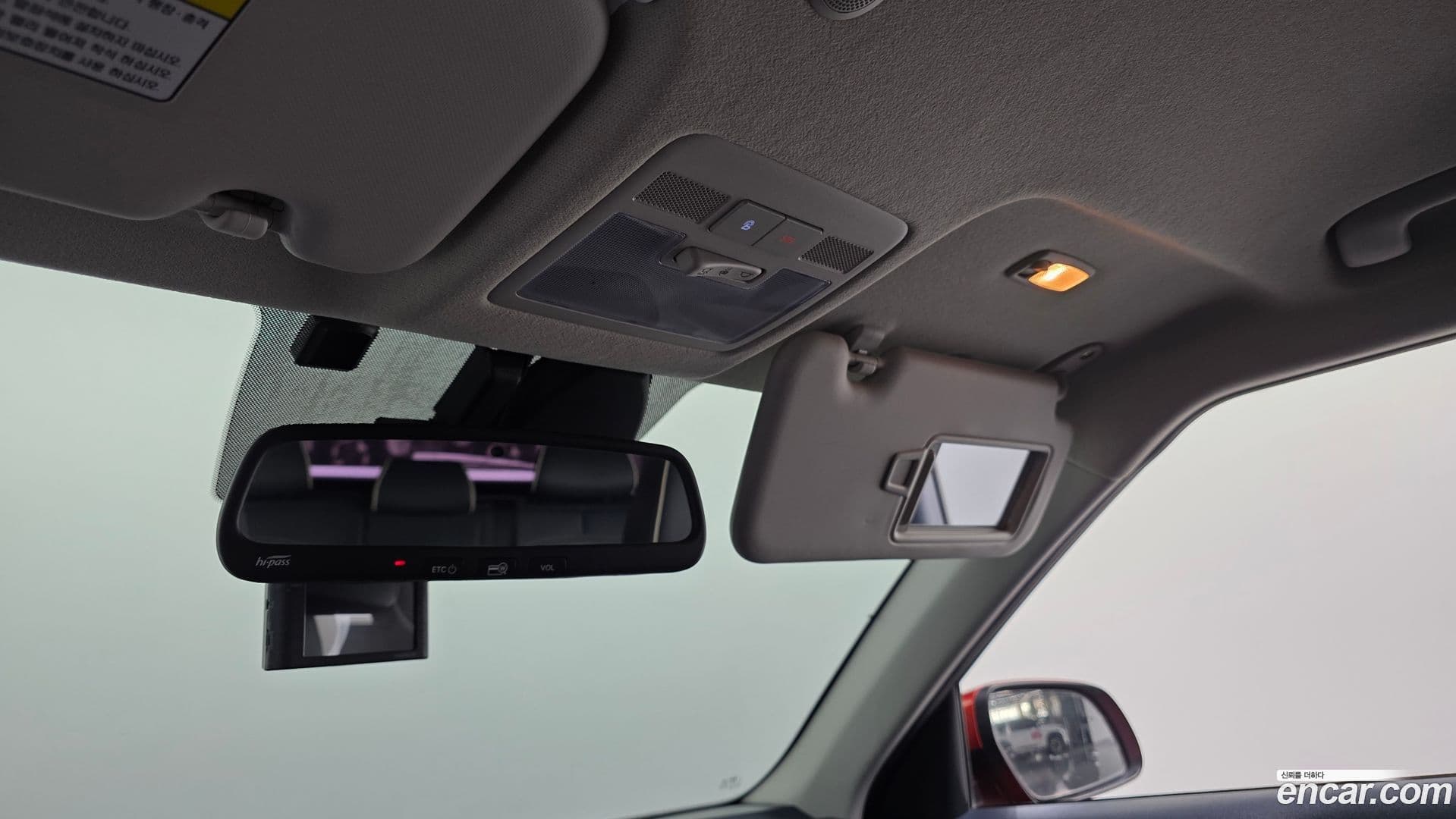 Main__Slider__Photo:Venue Hyundai 2020.3-16