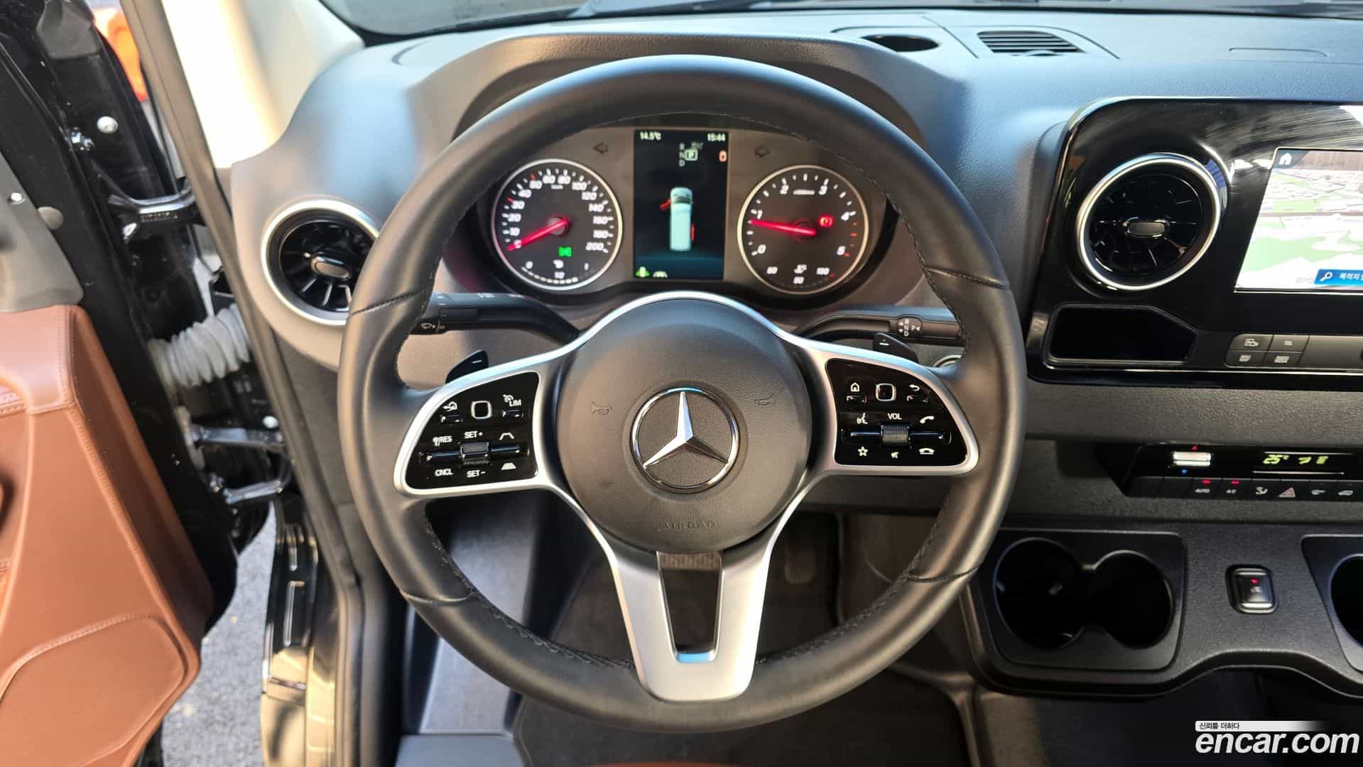 Sprinter Mercedes-Benz 2024.11-OPTION-017