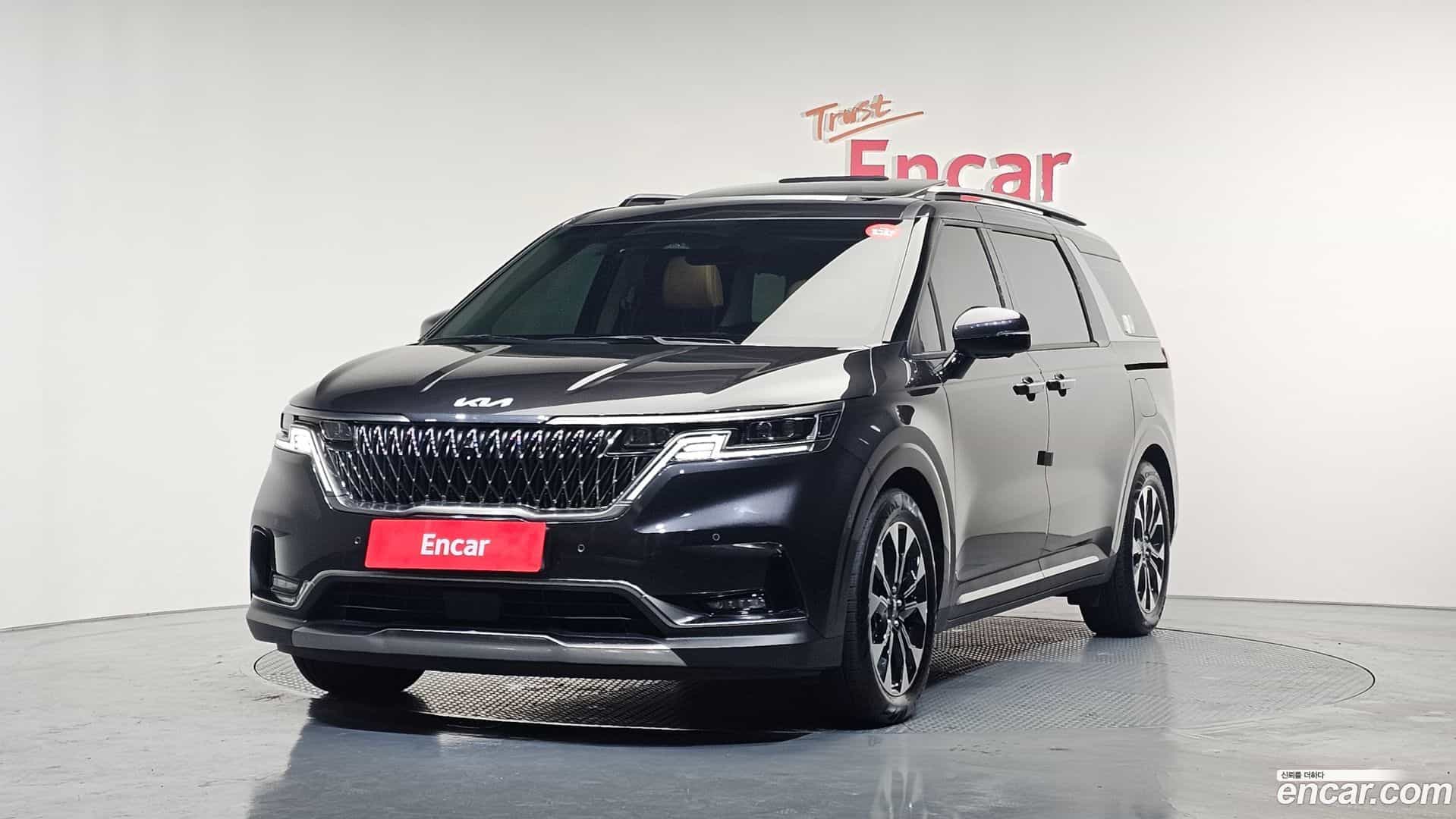 Canival Kia 2023.4-OUTER-001