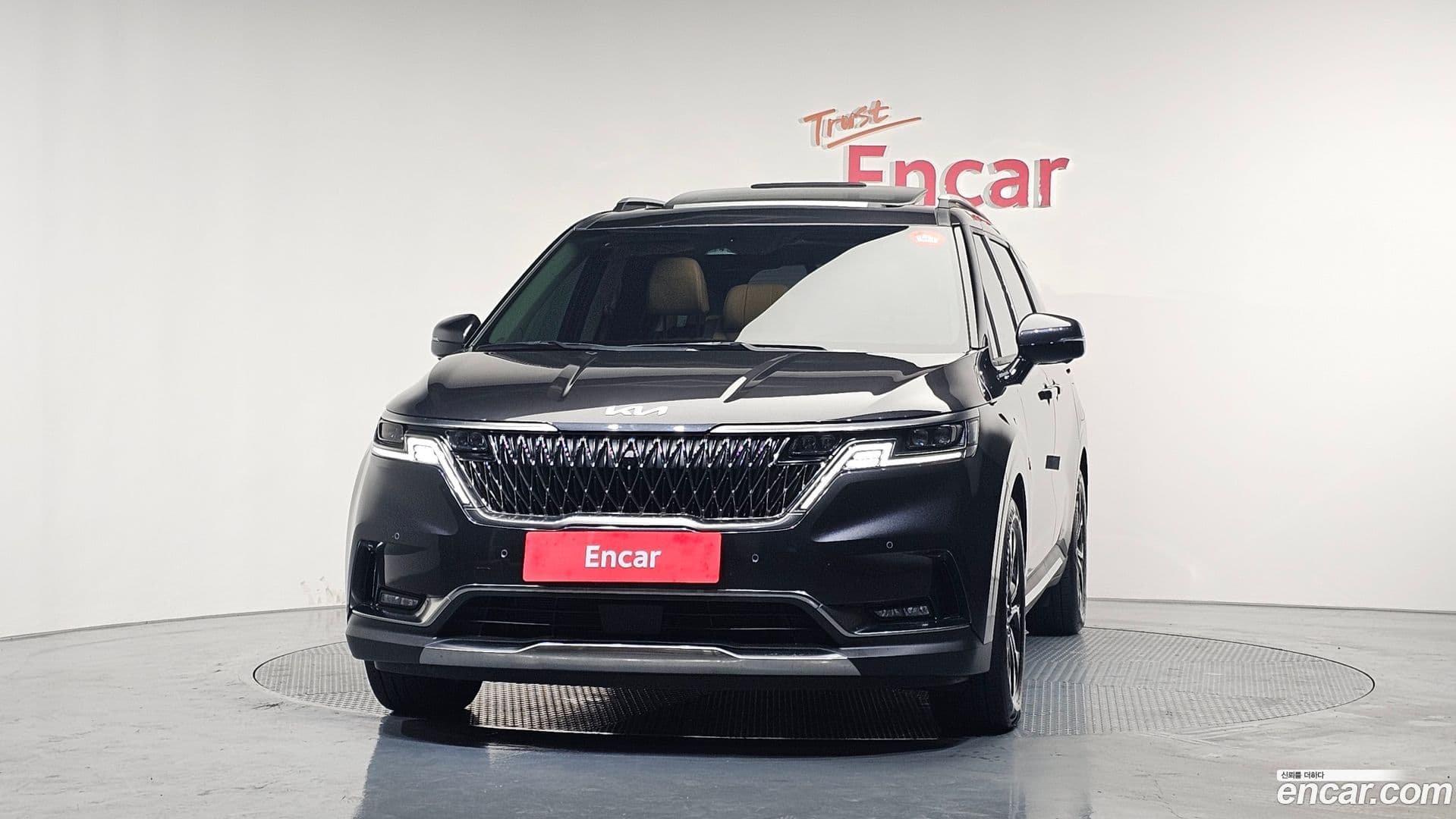 Main__Slider__Photo:Canival Kia 2023.4-2