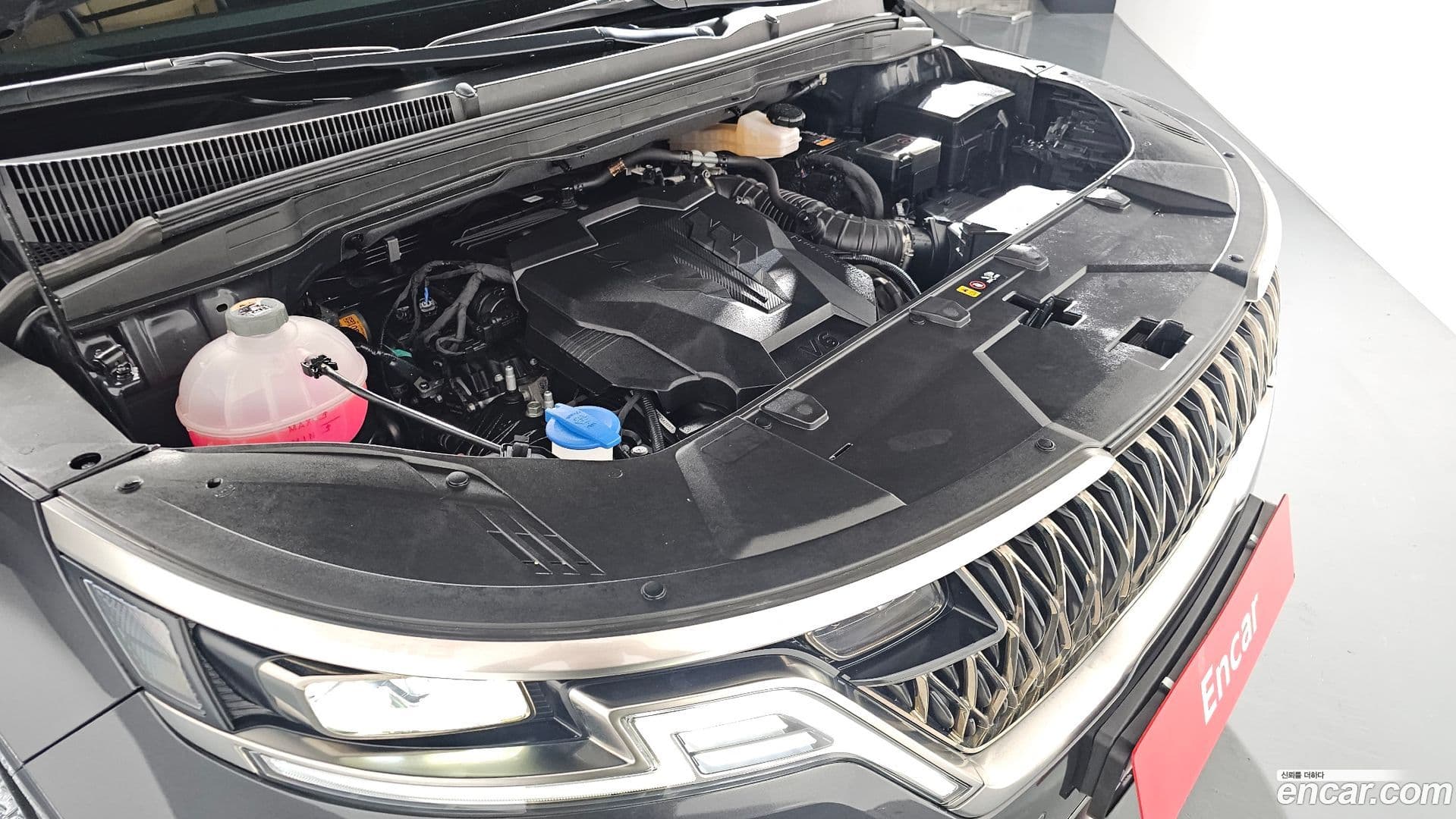 Main__Slider__Photo:Canival Kia 2023.4-5