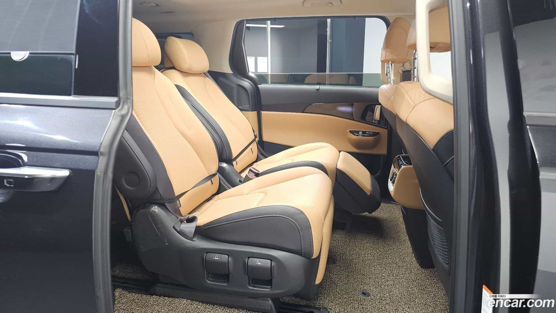 Canival Kia 2023.4-OPTION-016