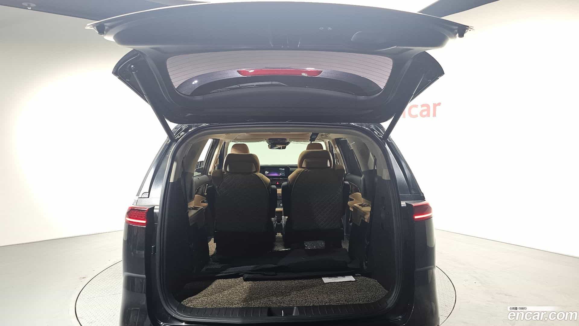 Canival Kia 2023.4-OPTION-024