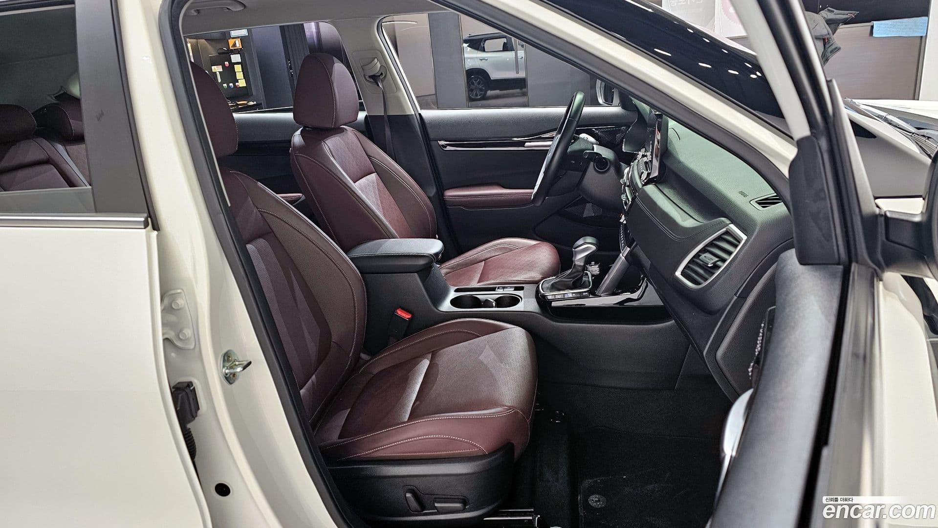 Main__Slider__Photo:Seltos Kia 2022.0-9