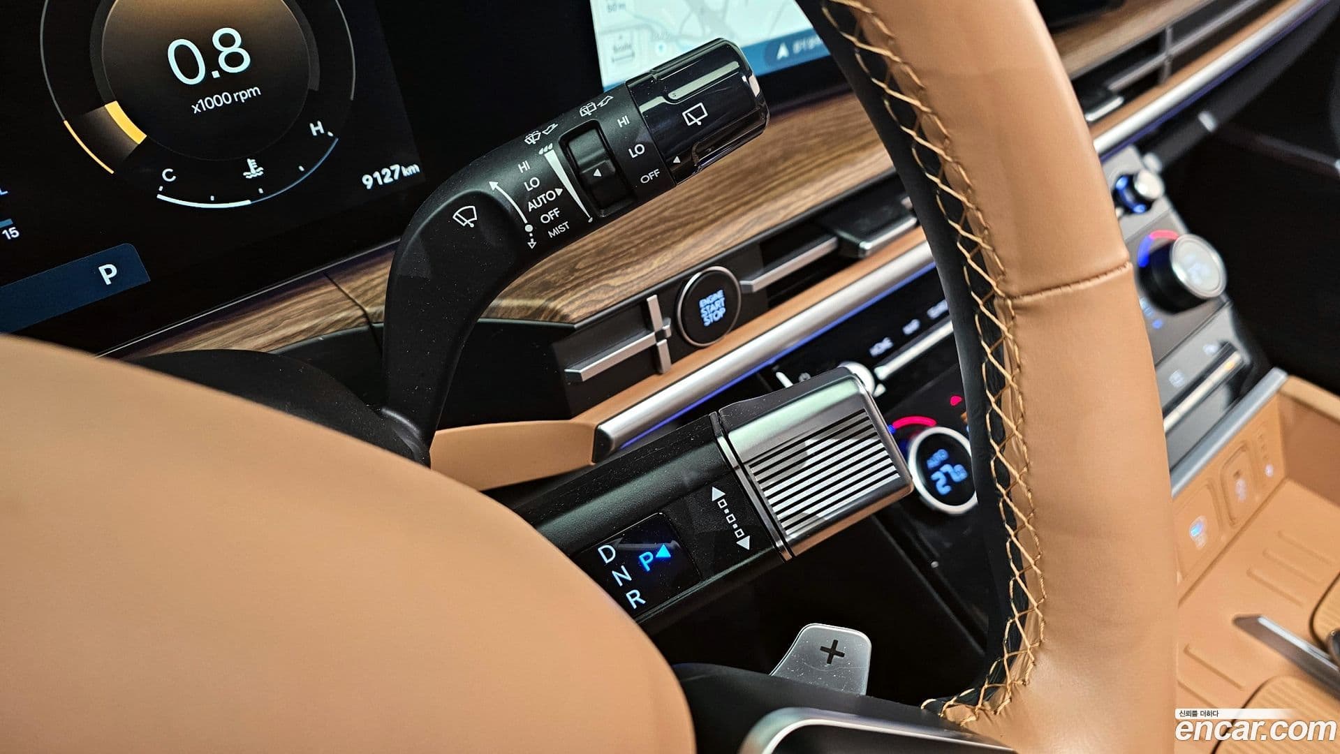 Main__Slider__Photo:Santafe Hyundai 2024.0-8