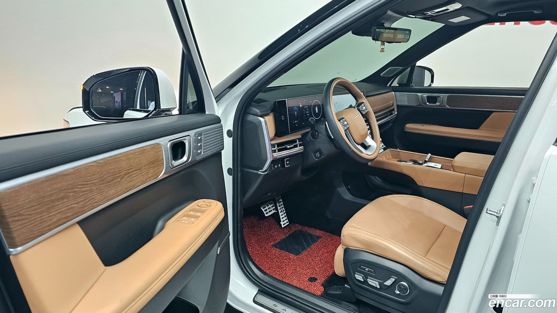 Main__Slider__Photo:Santafe Hyundai 2024.0-10