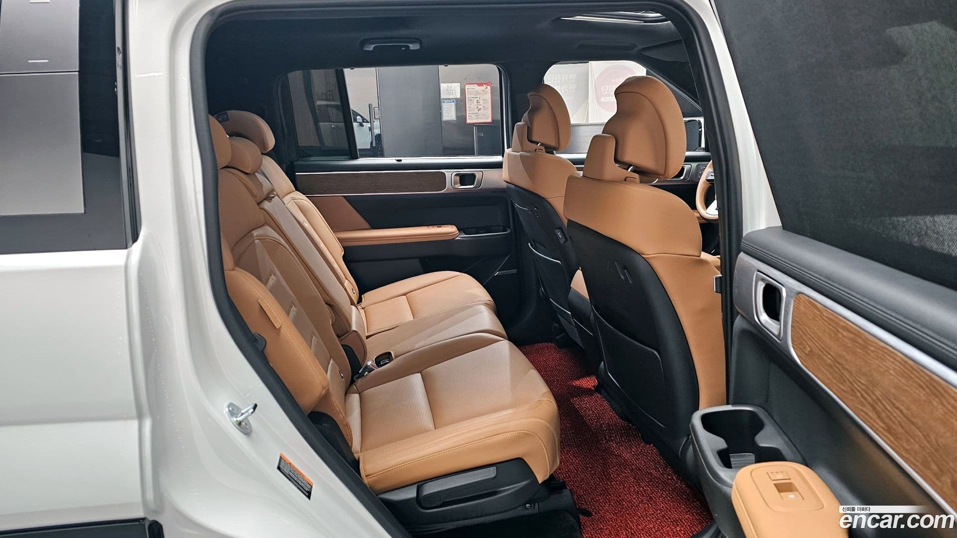 Main__Slider__Photo:Santafe Hyundai 2024.0-11