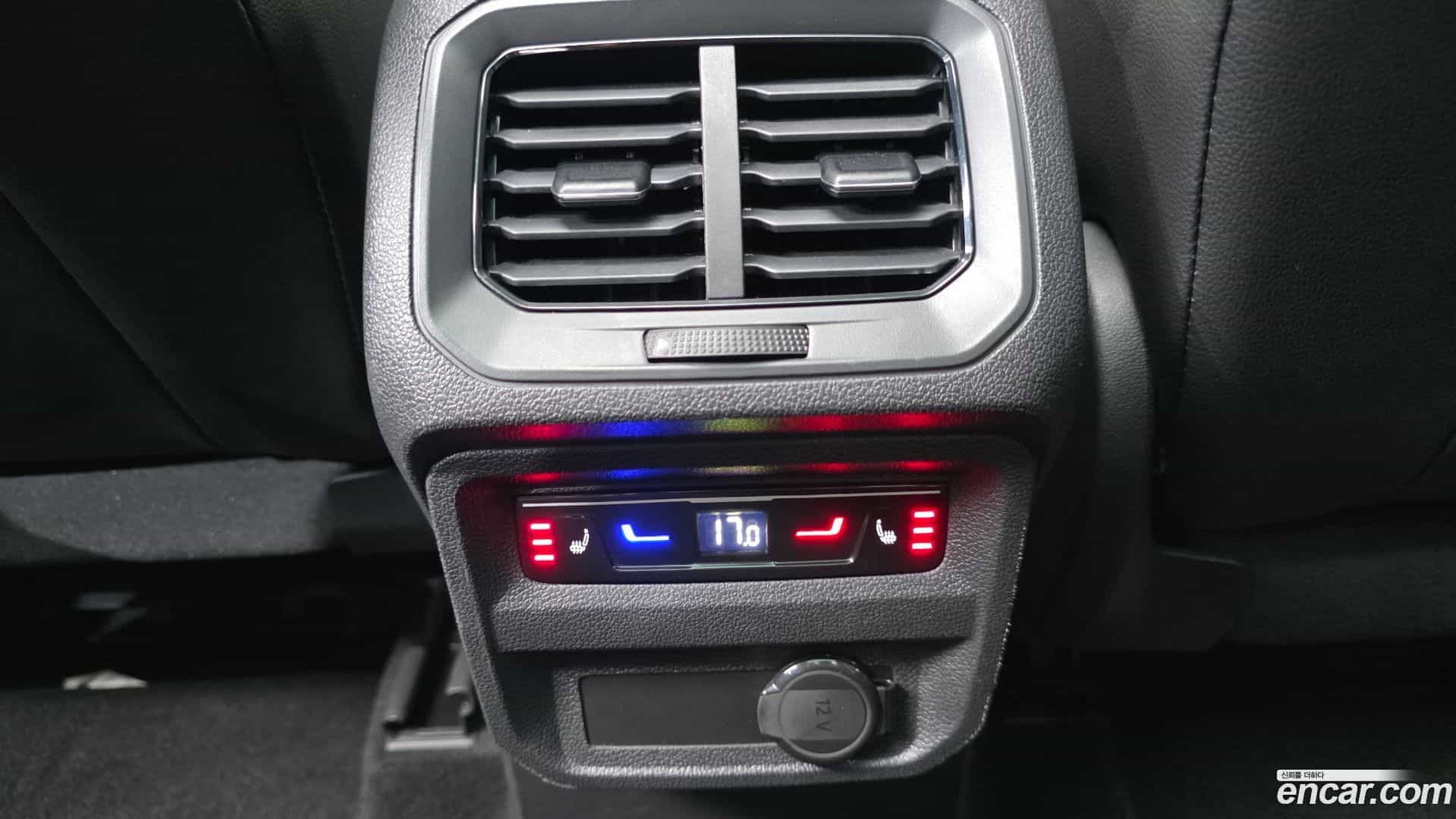 Tiguan Volkswagen 2023.9-OPTION-022