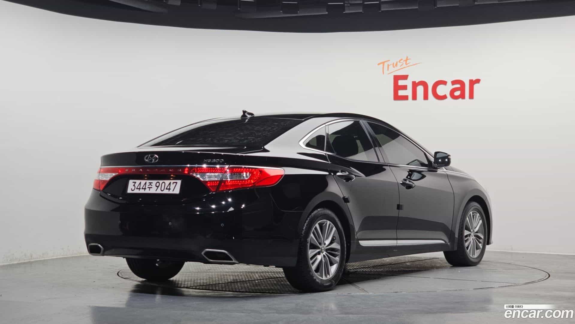 Grandeur Hyundai 2016.5-OUTER-002