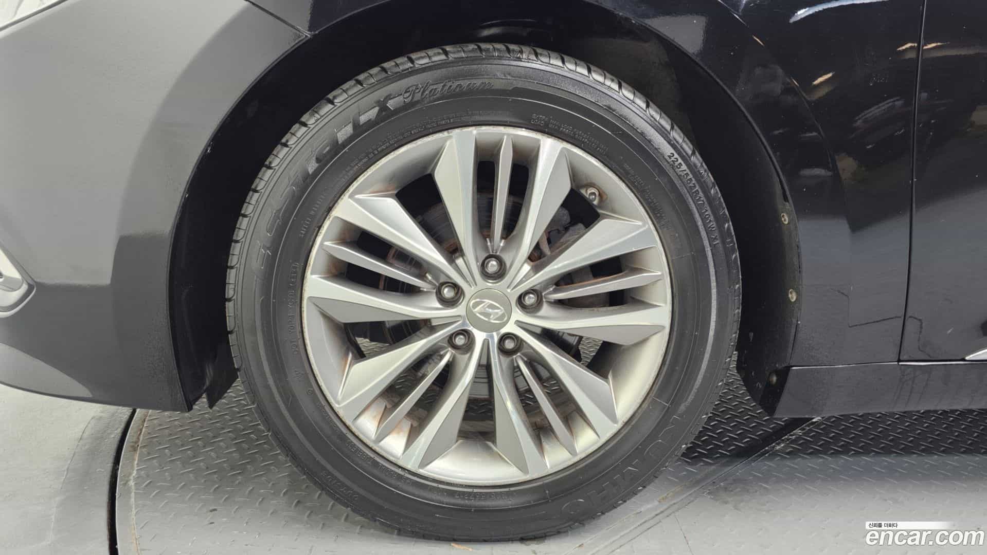 Grandeur Hyundai 2016.5-OUTER-005