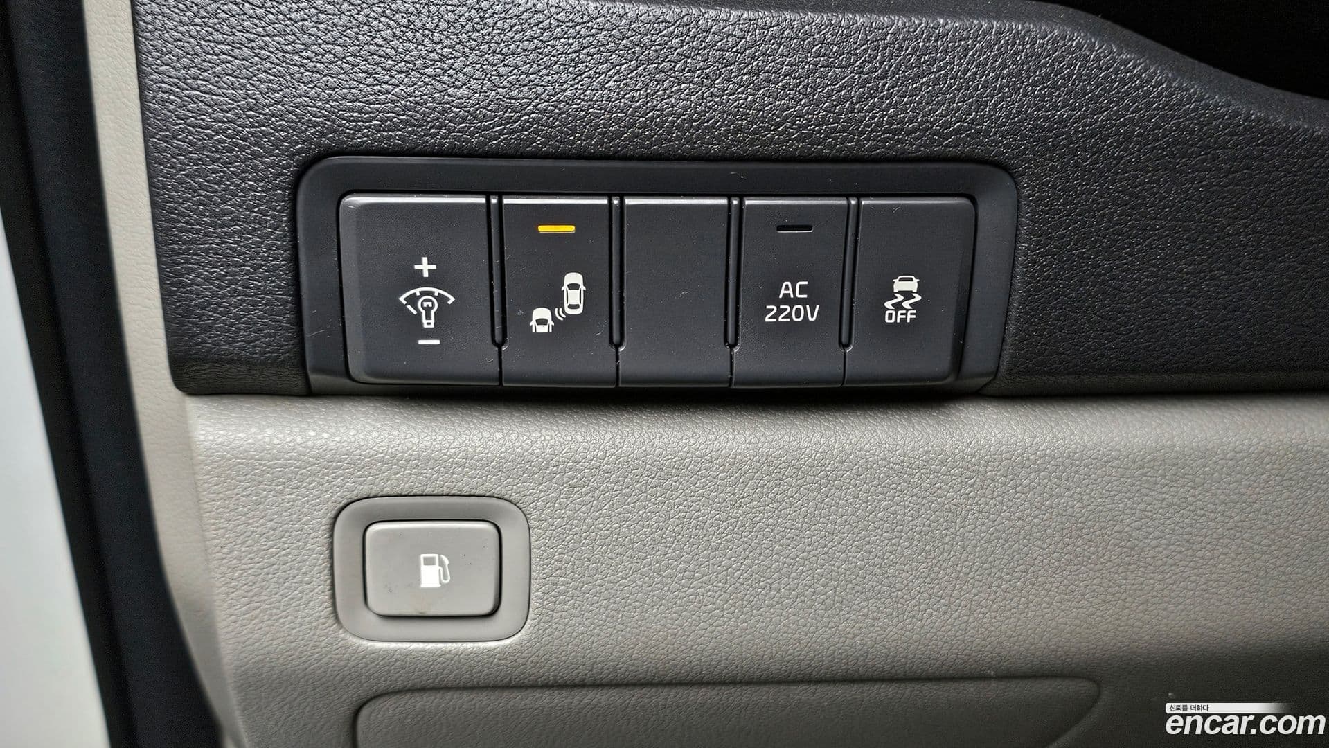 Main__Slider__Photo:Canival Kia 2017.8-13