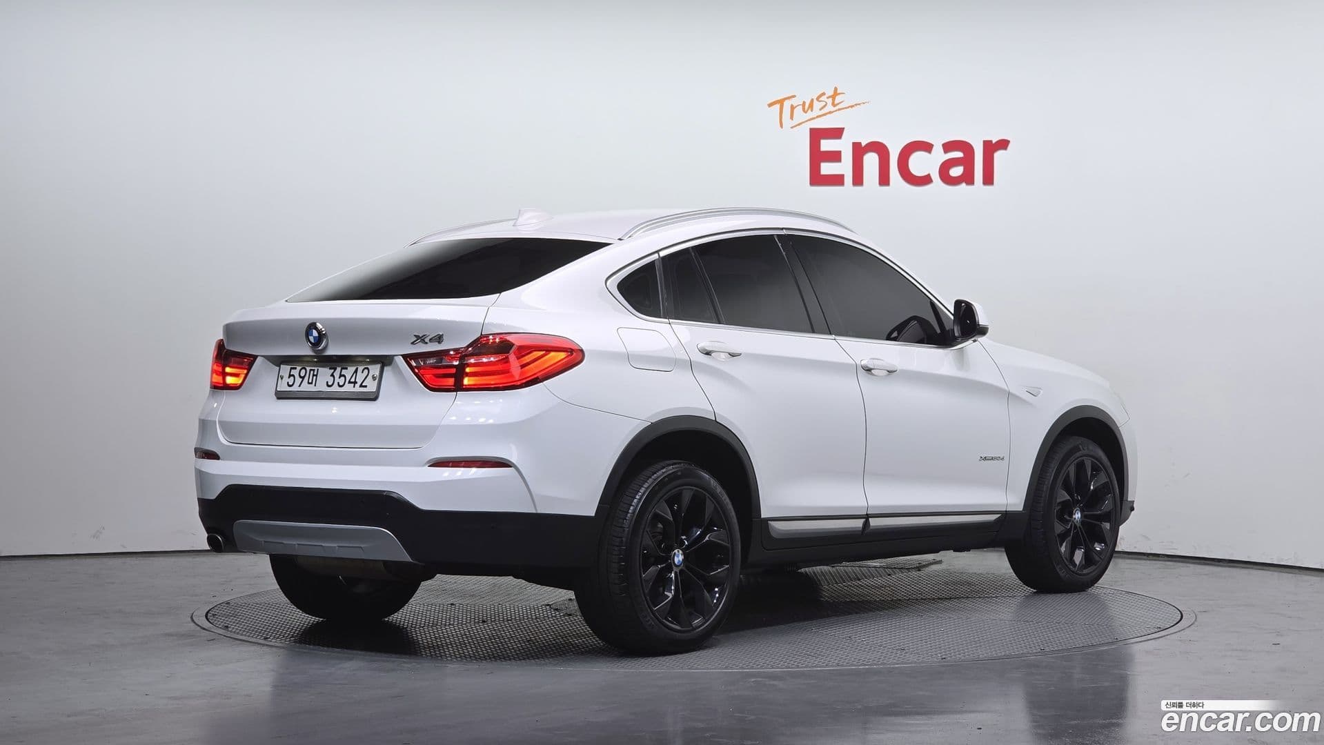 Main__Slider__Photo:X4 BMW 2017.4-1