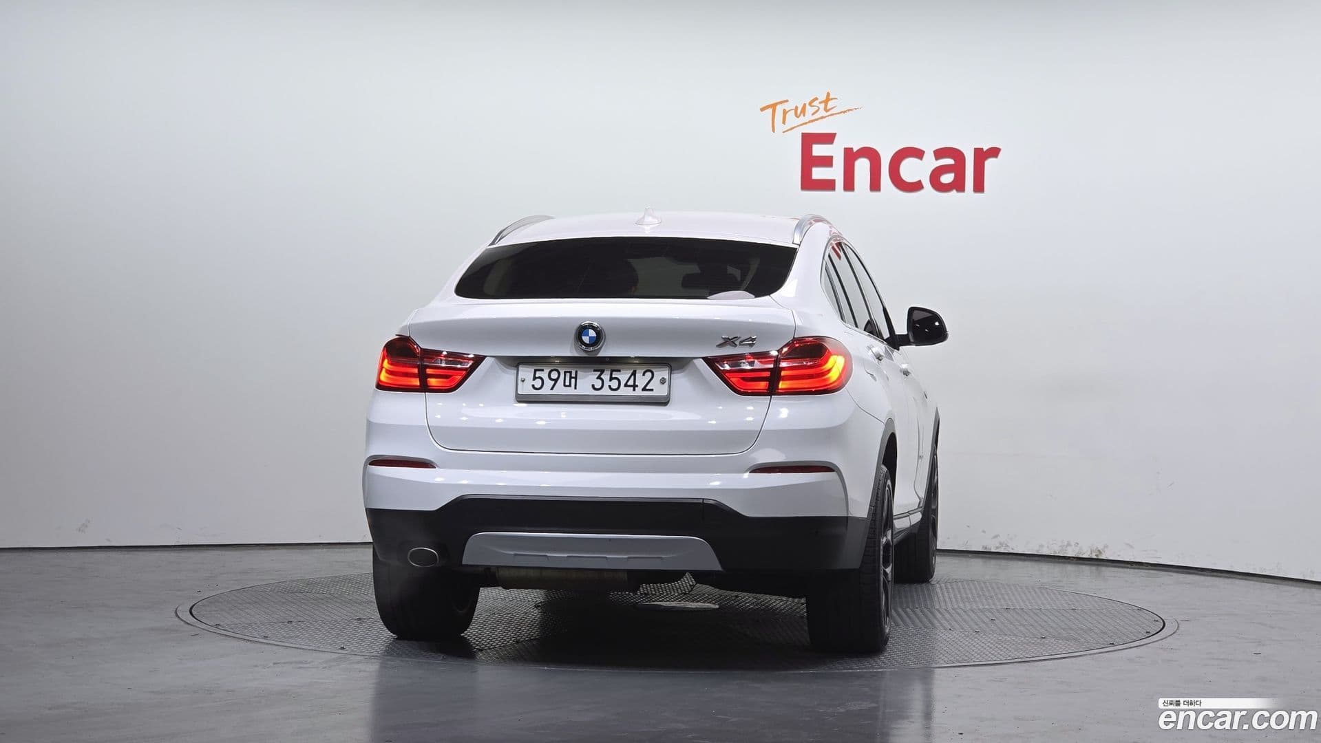 Main__Slider__Photo:X4 BMW 2017.4-3