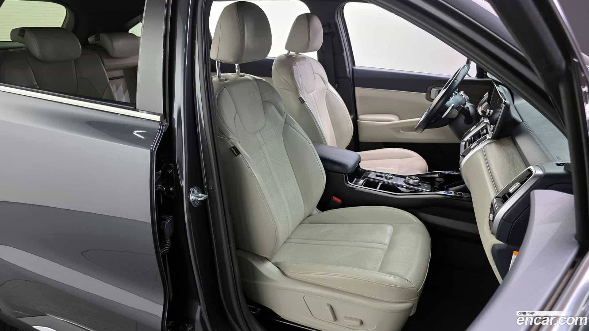 Sorento Kia 2022.0-OPTION-016