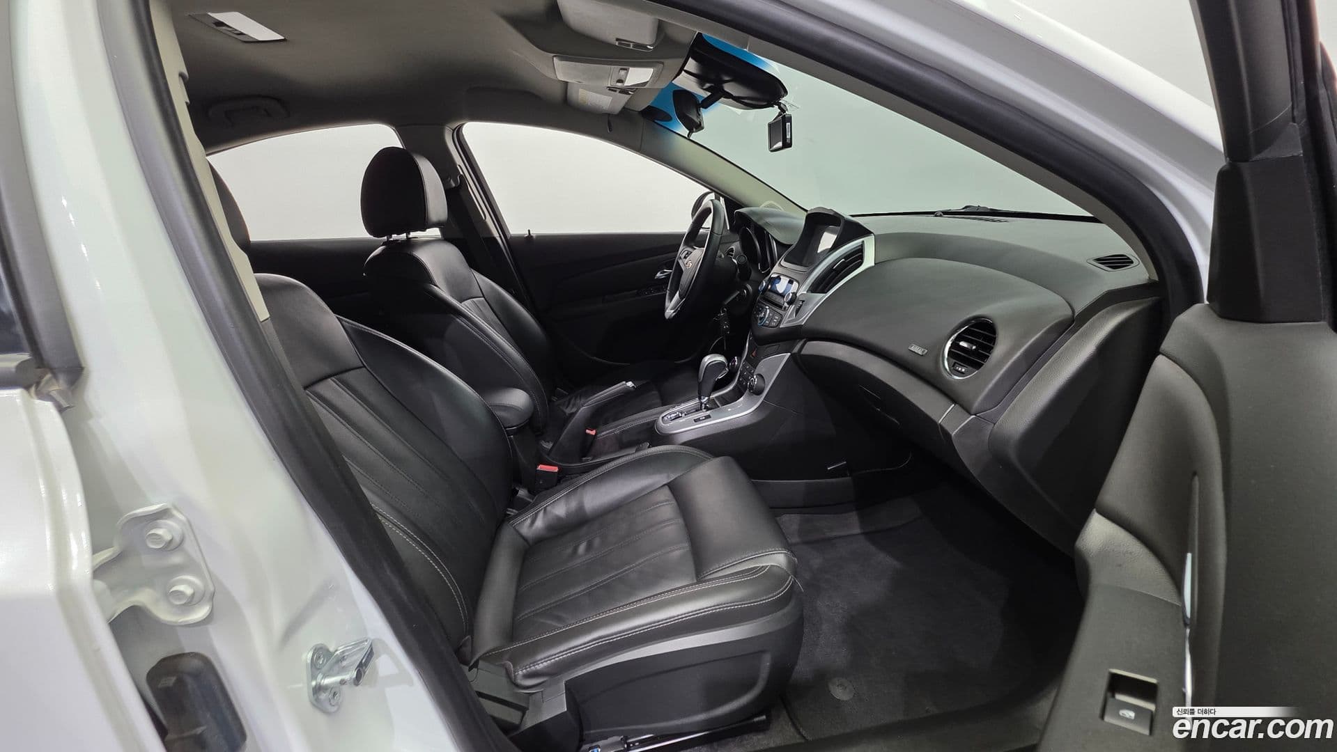 Main__Slider__Photo:Cruze ChevroletGMDaewoo 2014.0-9