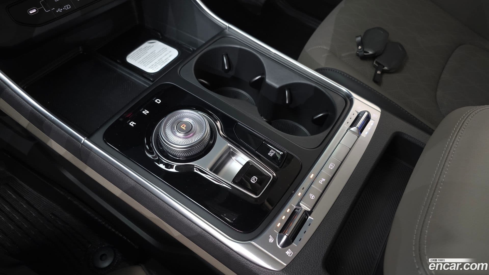 Main__Slider__Photo:Canival Kia 2025.8-8