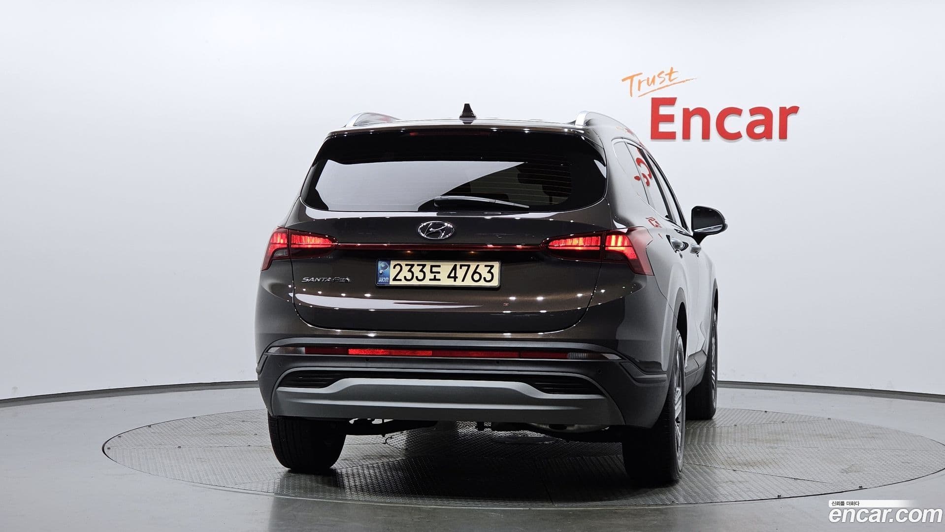 Main__Slider__Photo:Santafe Hyundai 2021.4-3