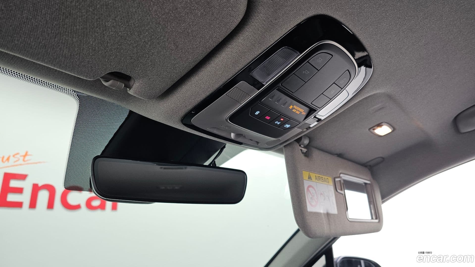 Main__Slider__Photo:Santafe Hyundai 2021.4-15