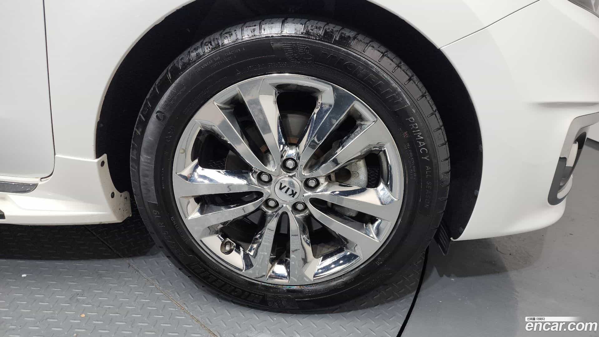 Canival Kia 2017.1-OUTER-005