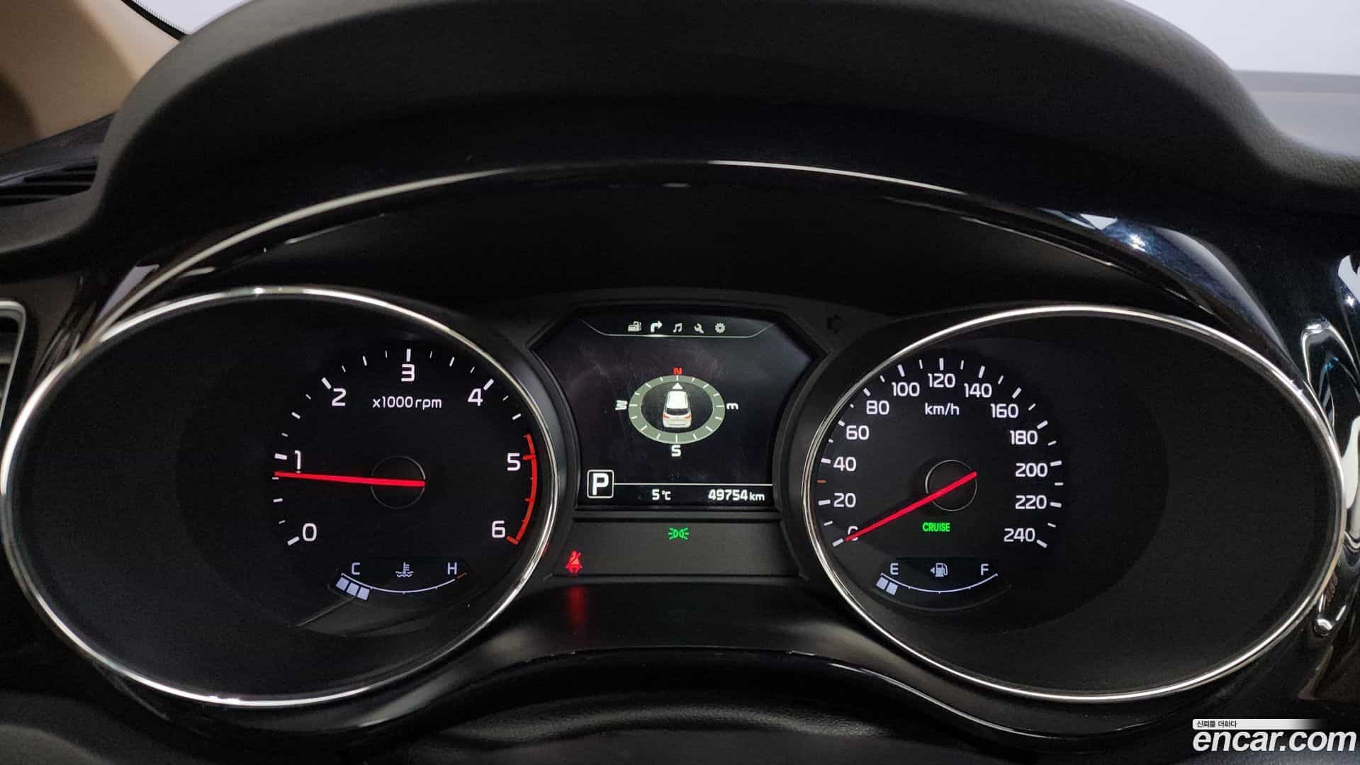 Canival Kia 2017.1-INNER-008