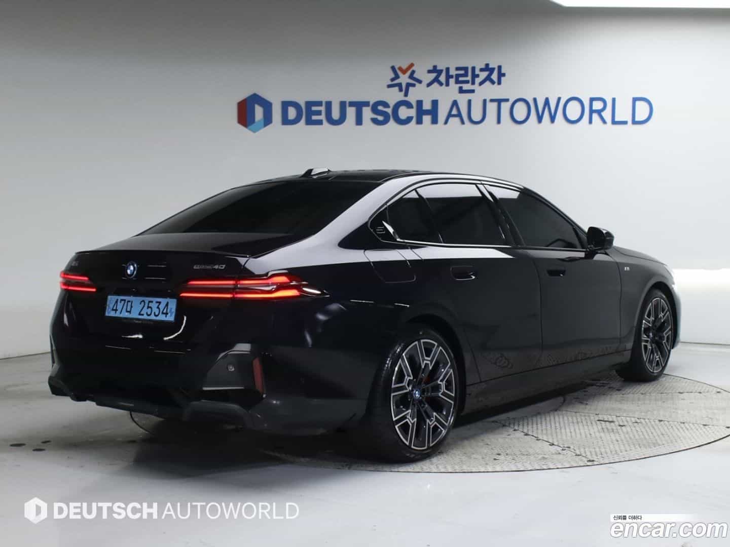 i5 BMW 2024.3-OUTER-002