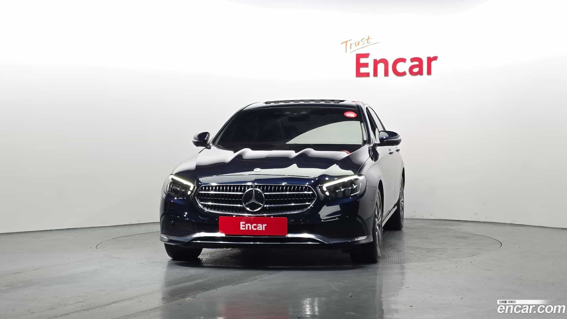 E-Class Mercedes-Benz 2022.0-OUTER-003