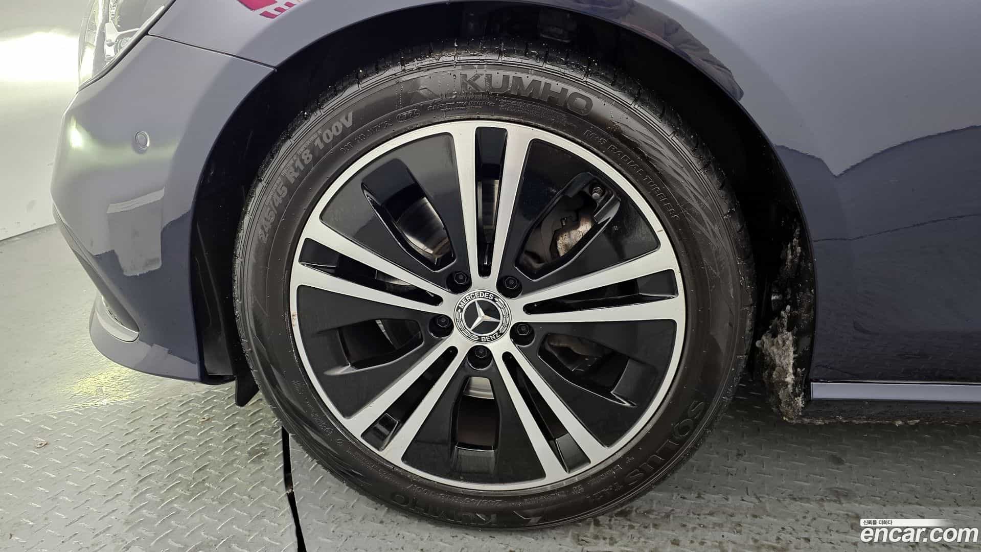 E-Class Mercedes-Benz 2022.0-OUTER-005