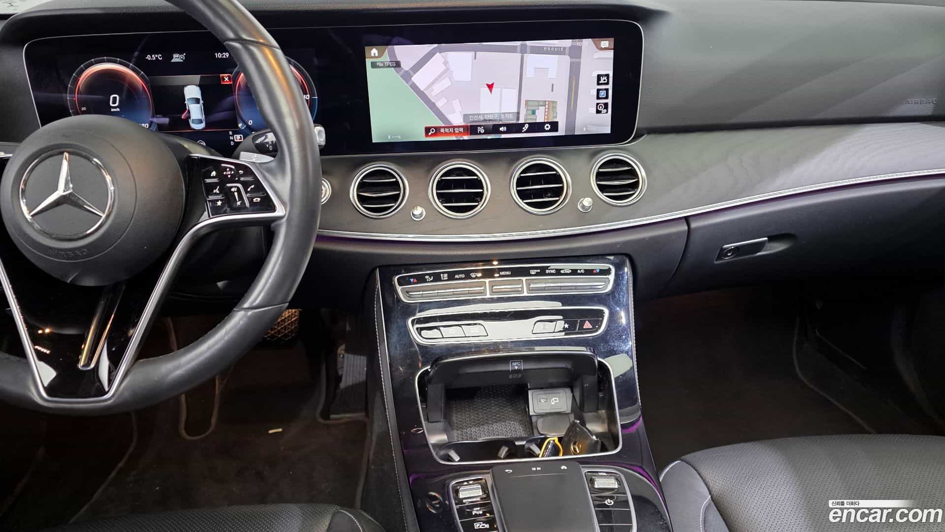 E-Class Mercedes-Benz 2022.0-OPTION-023