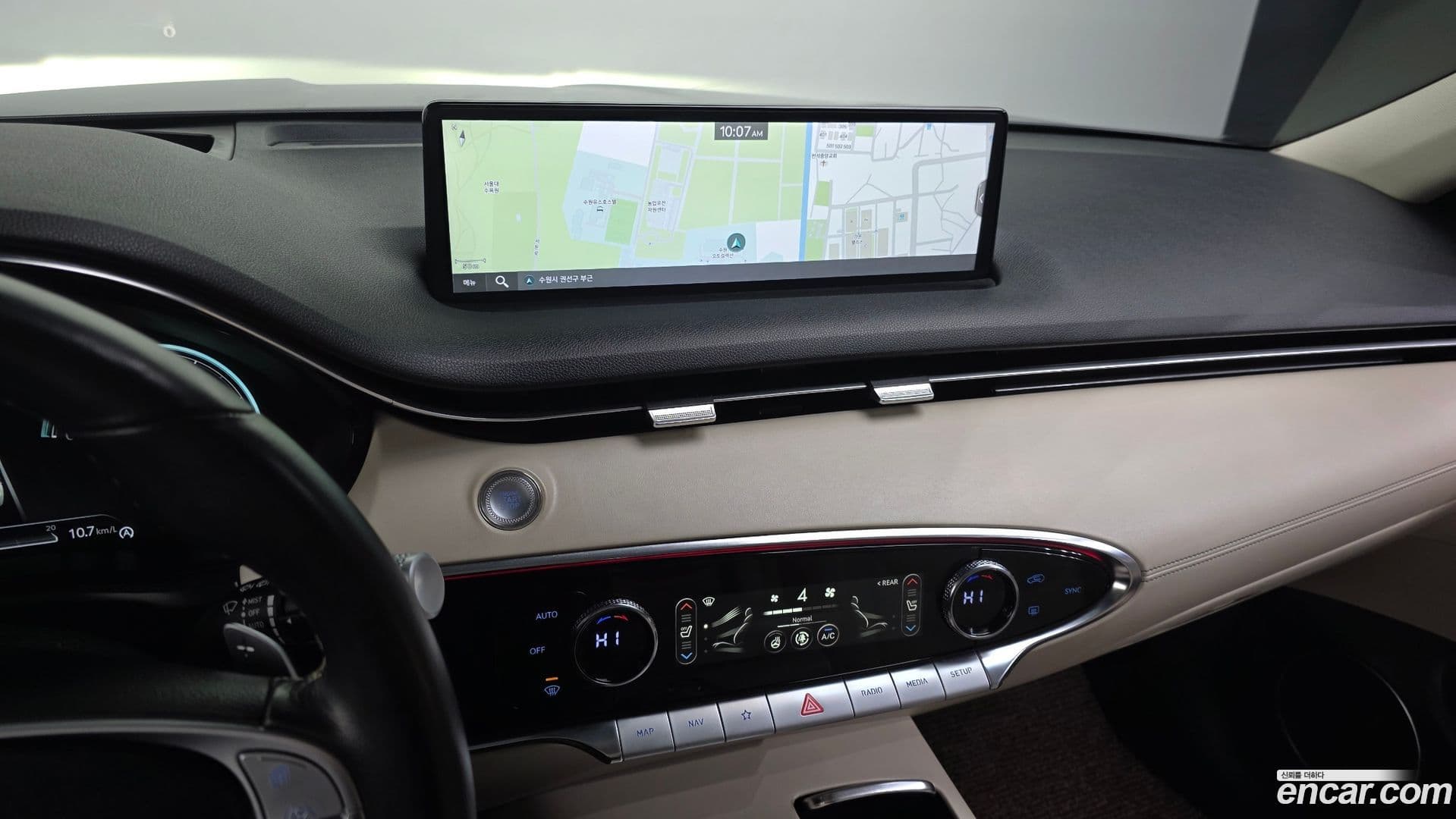 Main__Slider__Photo:GV70 Genesis 2022.1-13