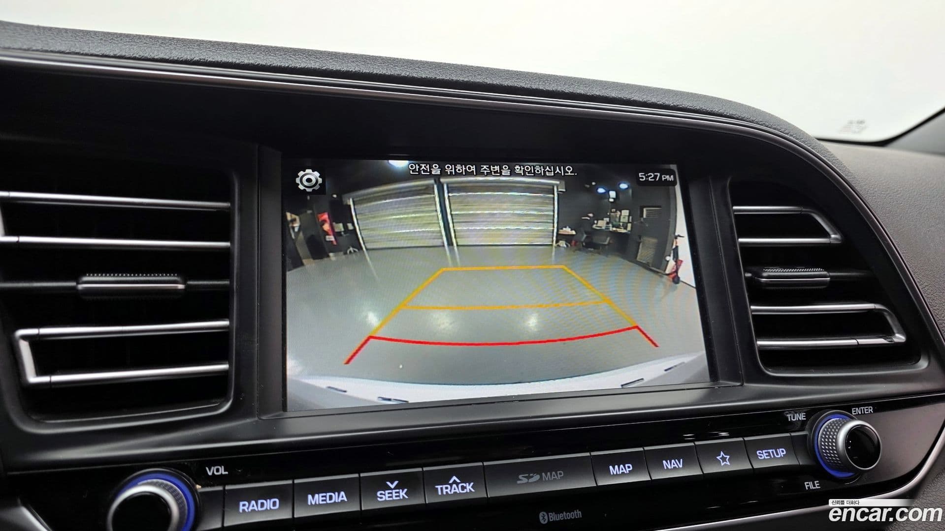 Main__Slider__Photo:AVANTE Hyundai 2019.1-14