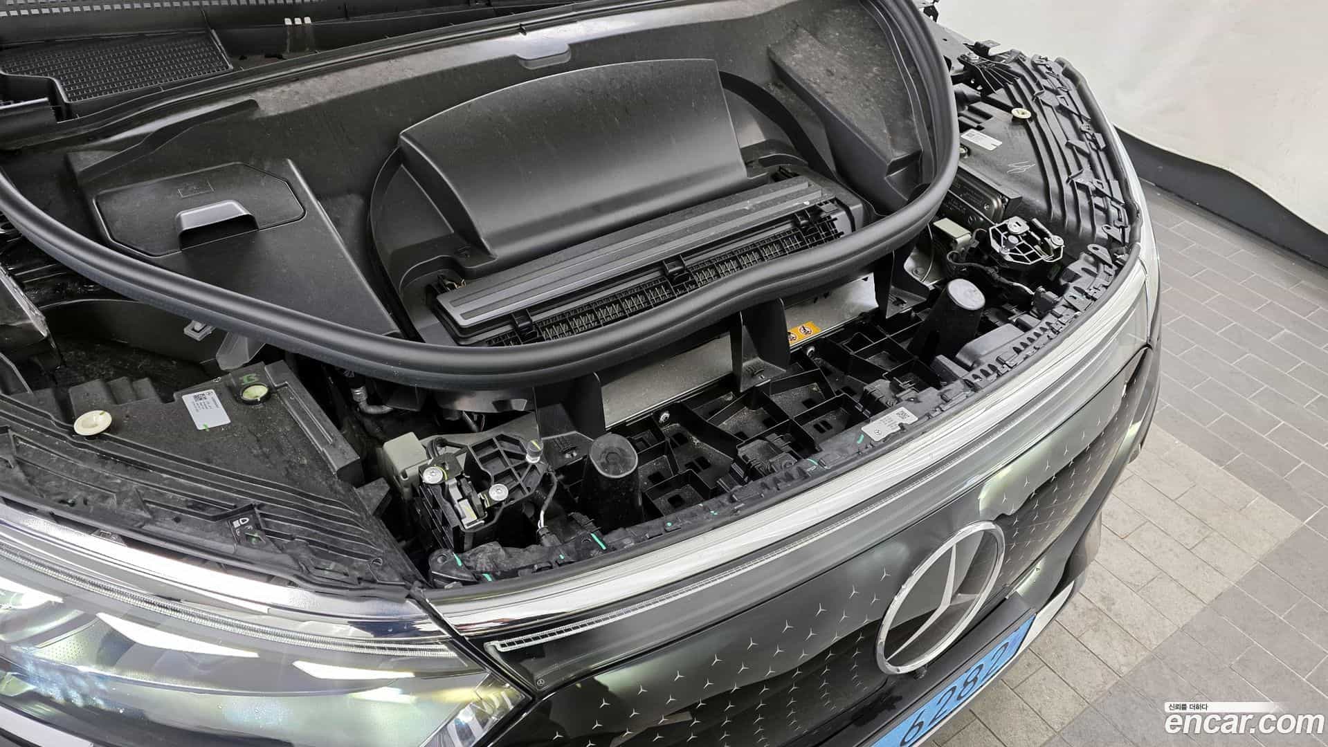 EQS Mercedes-Benz 2023.9-INNER-006