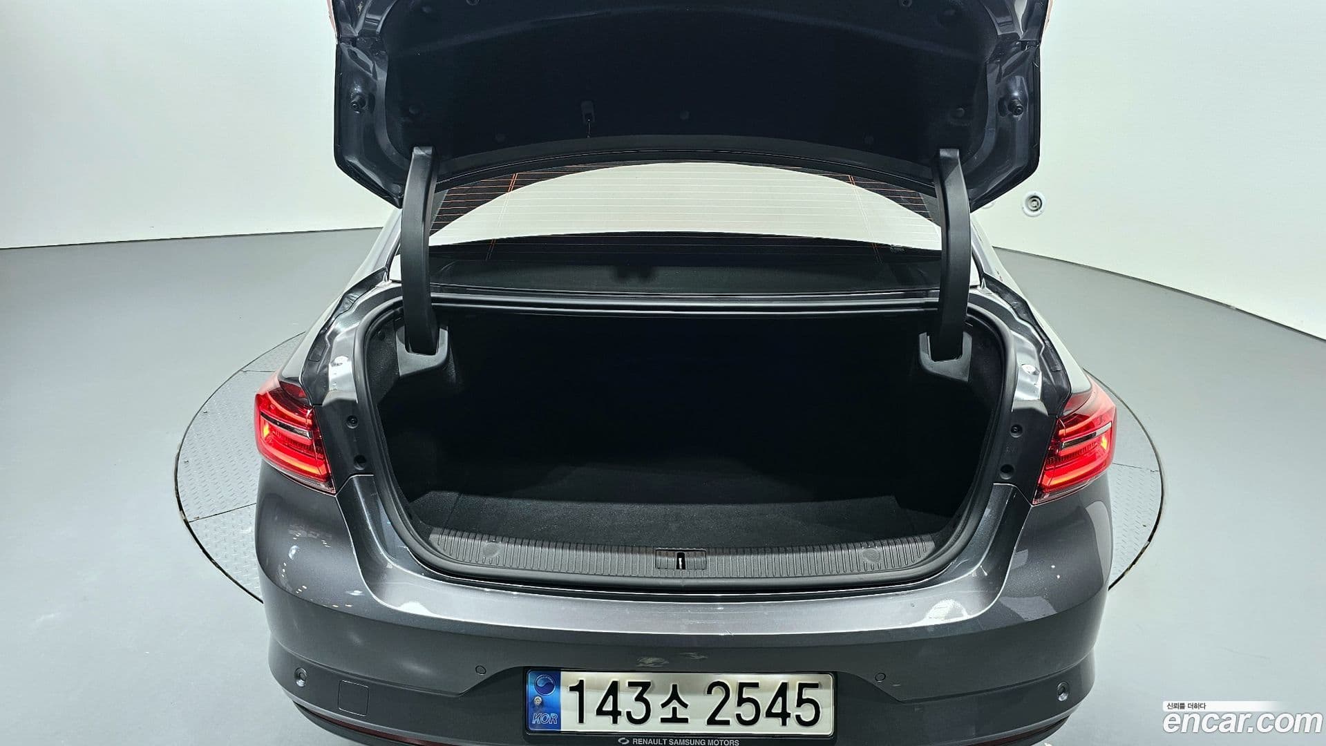 Main__Slider__Photo:SM6 Renault-KoreaSamsung 2020.11-19