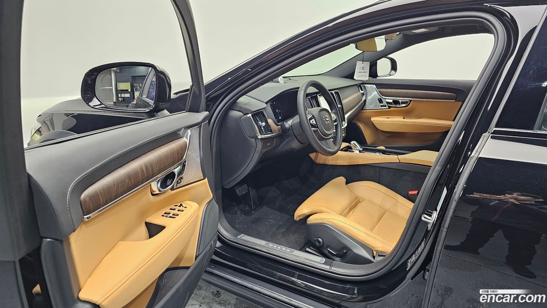 Main__Slider__Photo:V90 Volvo 2025.4-9