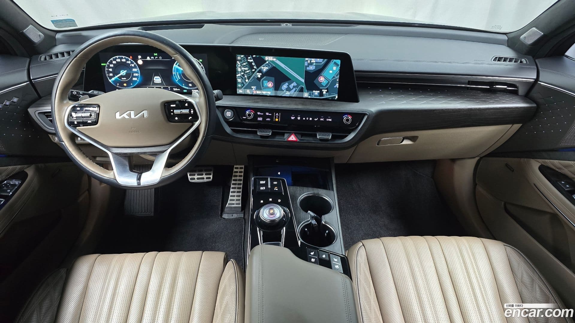 Main__Slider__Photo:K8 Kia 2021.11-6