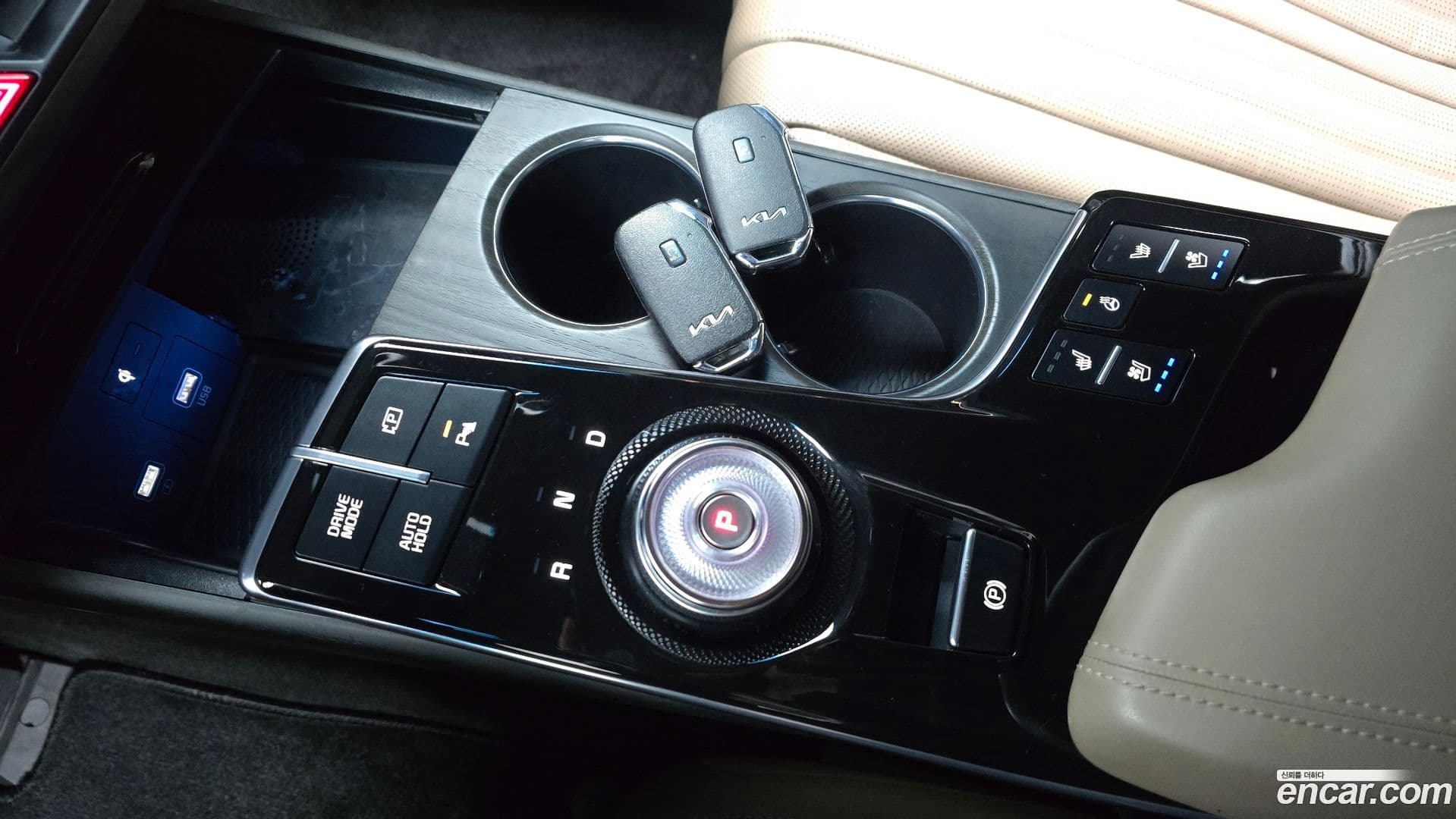 Main__Slider__Photo:K8 Kia 2021.11-8