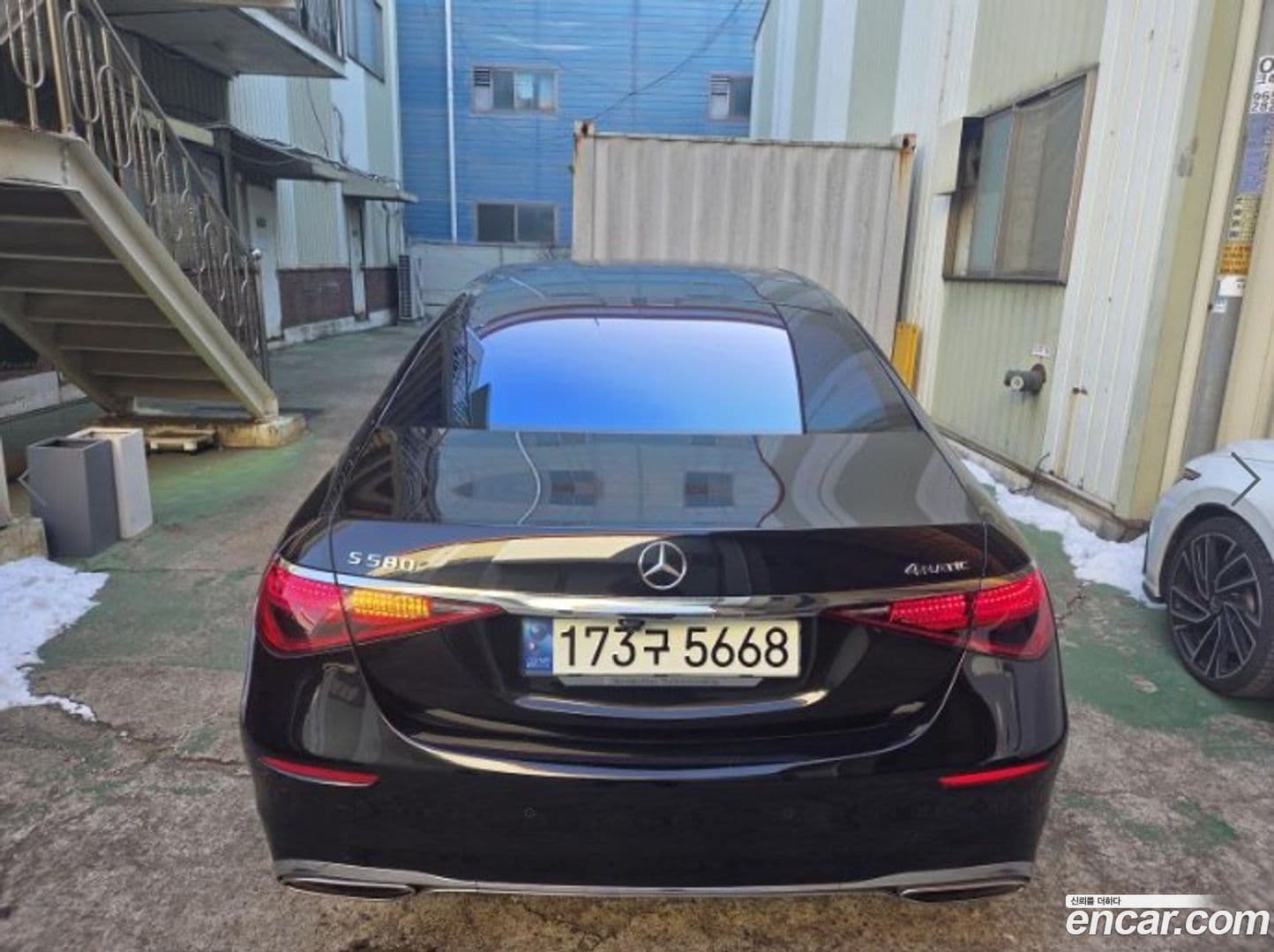 Main__Slider__Photo:S-Class Mercedes-Benz 2021.3-5